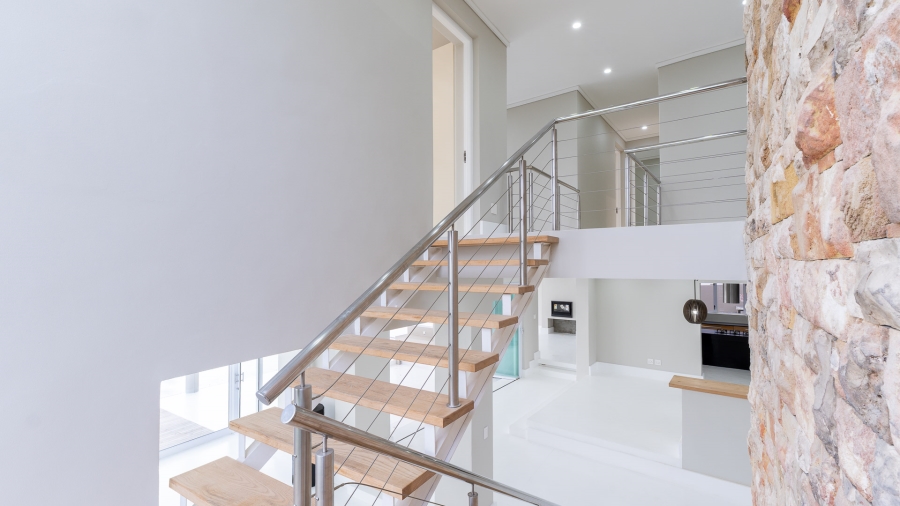 5 Bedroom Property for Sale in Le Grand Golf Estate Western Cape